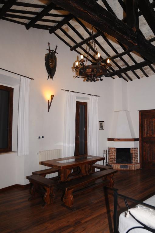 Villa La Dimora Del Ghibellino Tívoli Habitación foto