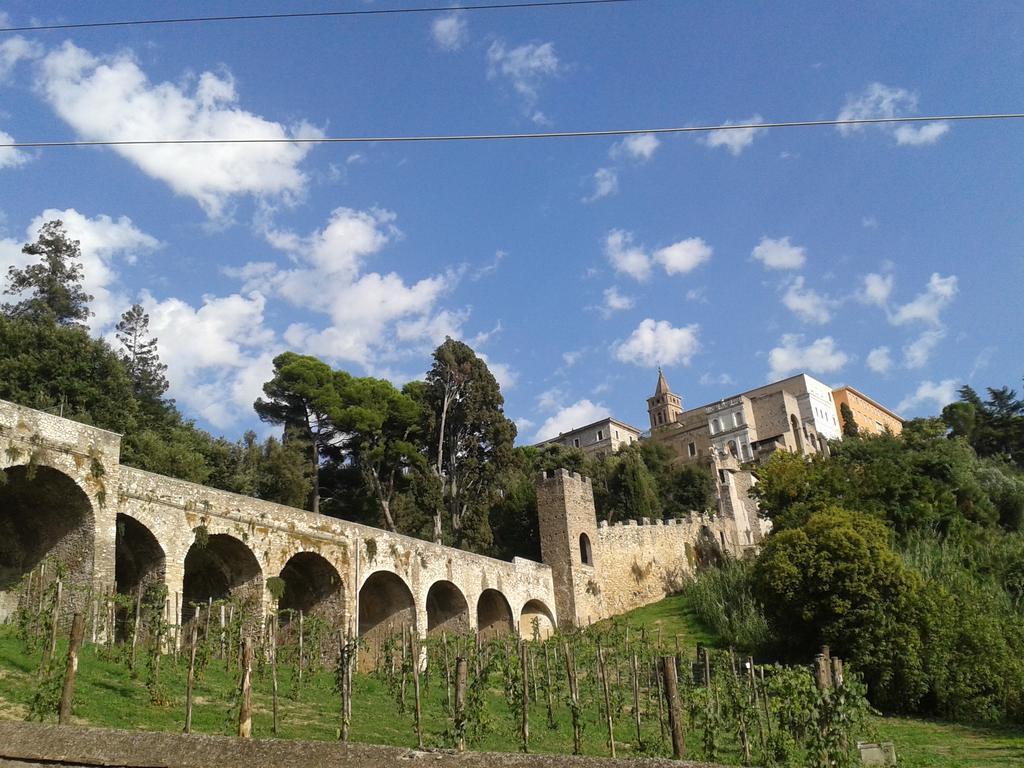 Villa La Dimora Del Ghibellino Tívoli Exterior foto